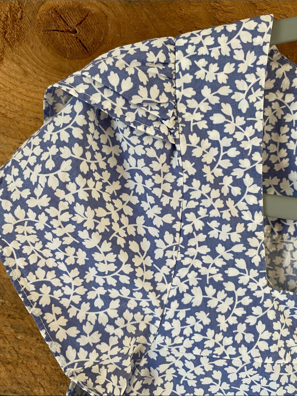 American Eagle Outfitters Light Blue and White Floral Square-Neck Tunic - Picture 4 of 9